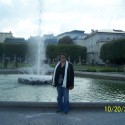 Sound of Music fan at the Do-Re-Mi Fountain