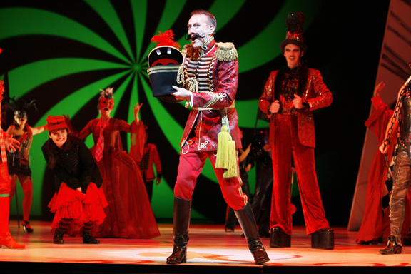 Circus Dream in LADY IN THE DARK at Staatsoper Hannover, 2011. Circus Dream in LADY IN THE DARK at Staatsoper Hannover, 2011.